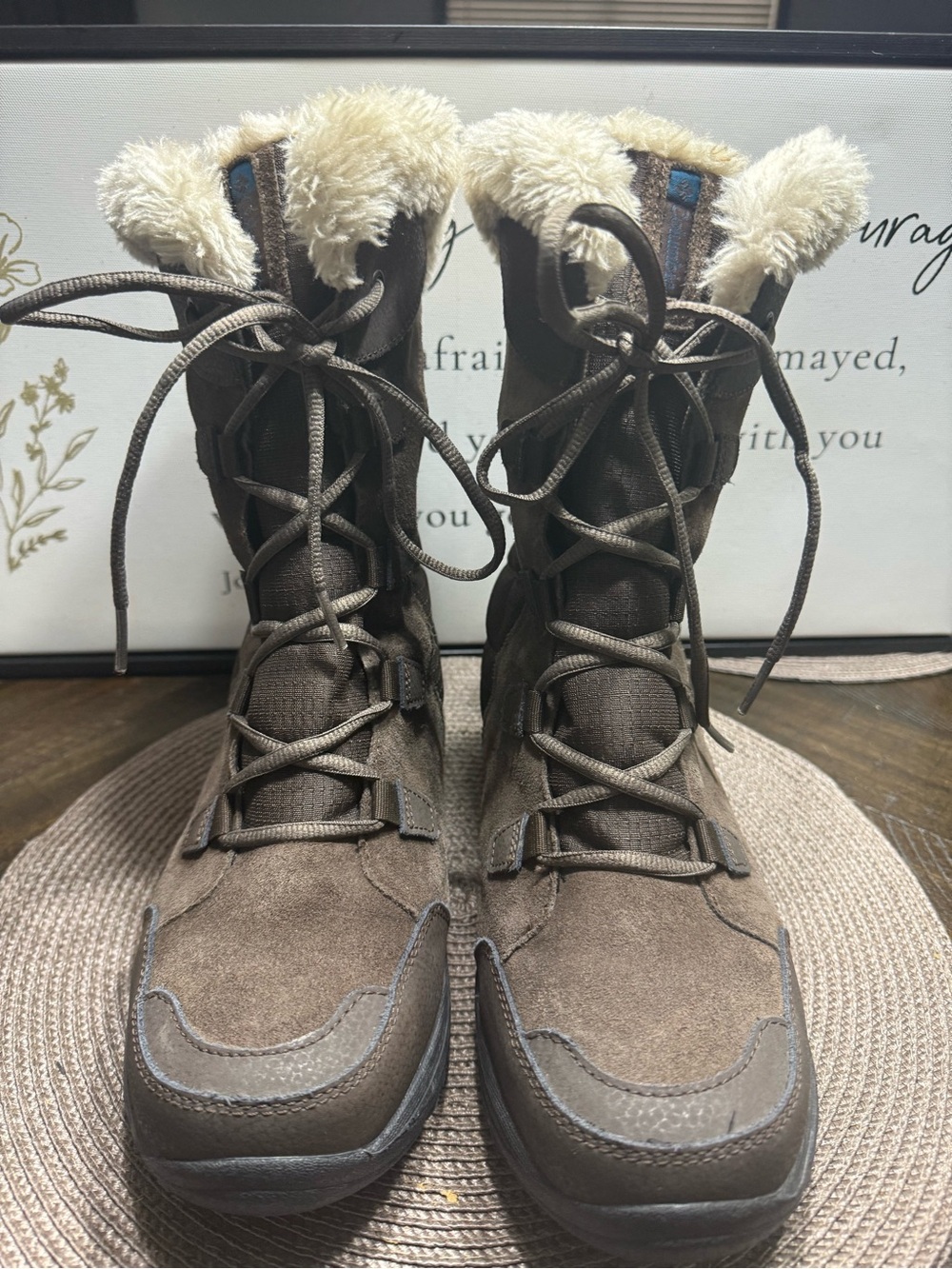 Columbia Brown Lace-Up Faux Fur Cuff Winter Boots
